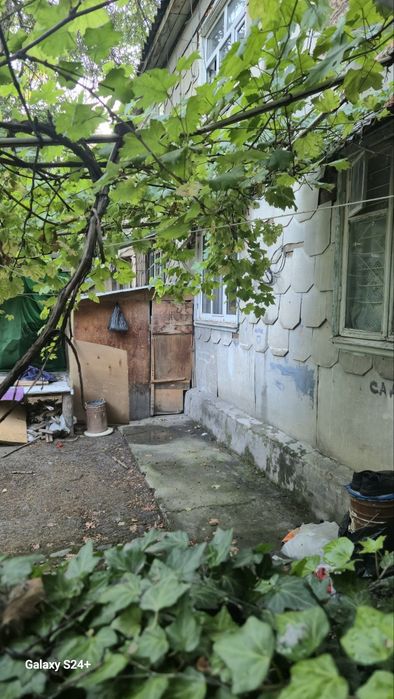 1/1/2. Дом деревянный. Спутник 1 (Сергели). Квартира 31 м². Метро 700м