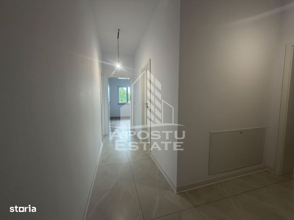Apartament cu 3 camere, loc de parcare, la parter, in Giroc