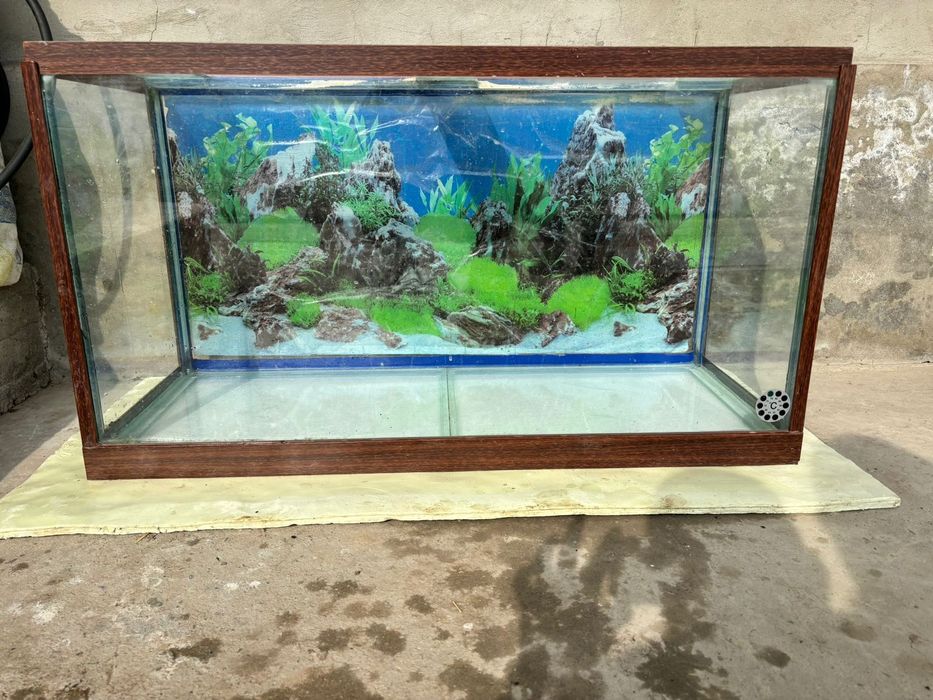 Продается аквариум  220 литр