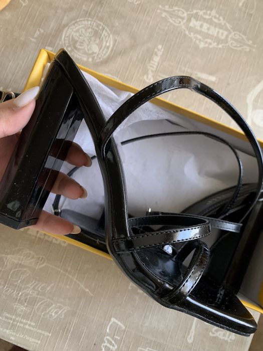 Сандали с токчета