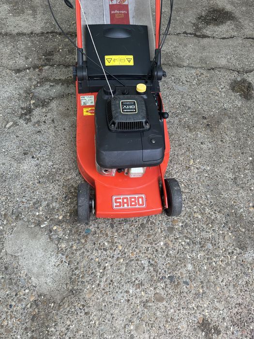 Masina tuns gazon kawasaki sabo