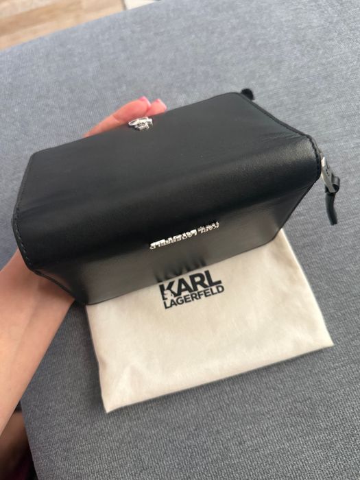 Чисто ново протмоне от естествена кожа Karl lagerfeld