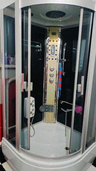 Продам душевую кабину