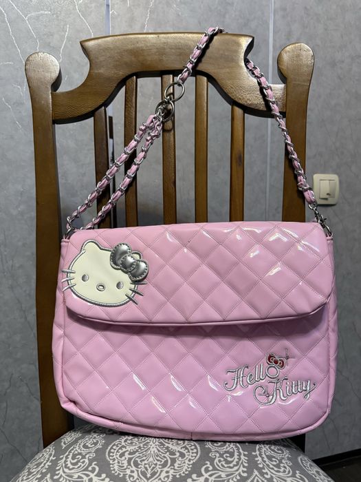 сумочка для любителей Hello Kitti новая!