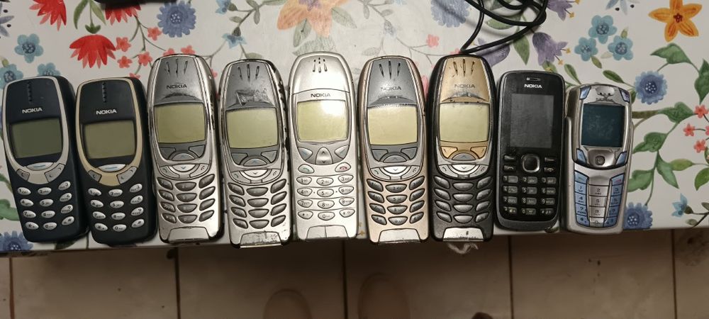 Nokia  3310,6310