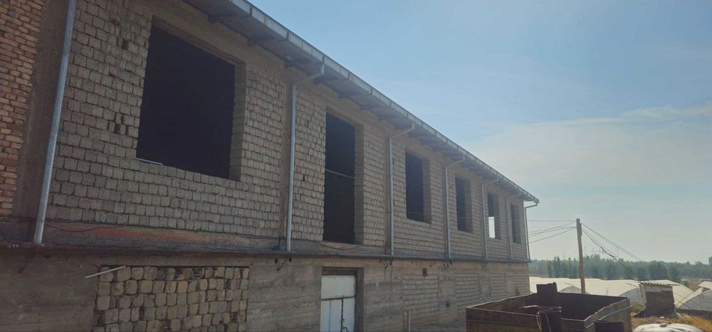 Сдаеться участок на аренду в Кибрай районе Маданийат худуди