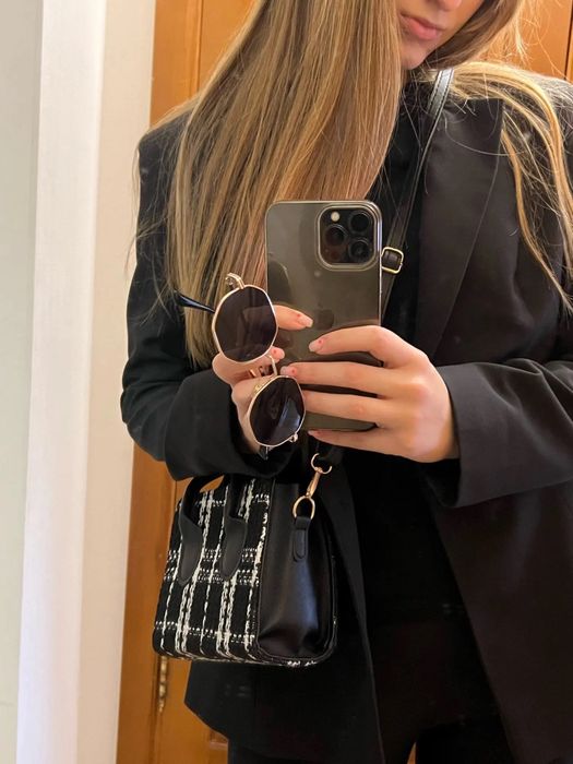 Дамска карирана чанта