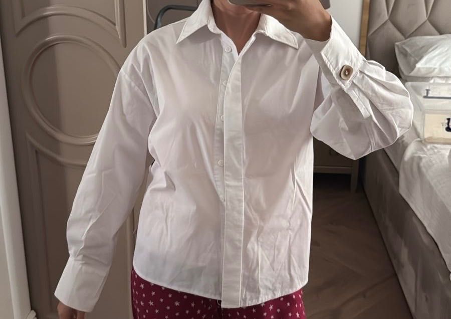 Костюм и рубашка в идеальном состоянии