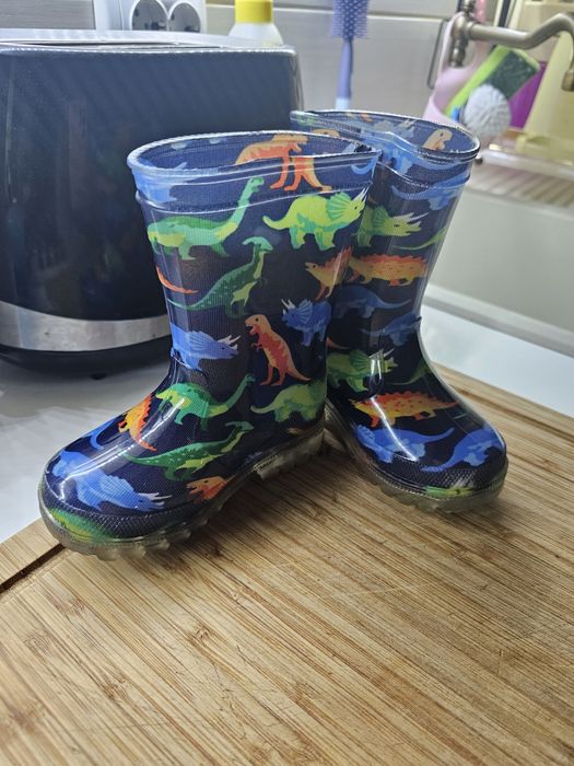 Cizmulițe cauciuc cu becuri mărimea 22