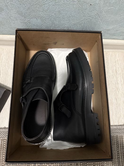 Обувь мужская Massimo Dutti новый