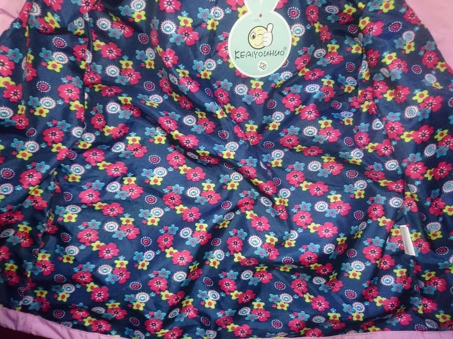 НОВ Шлифер/манто - 5-6 години