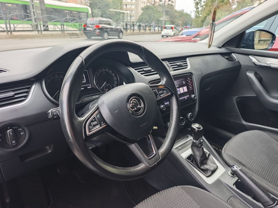 SKODA Octavia 2018 — imagine 5