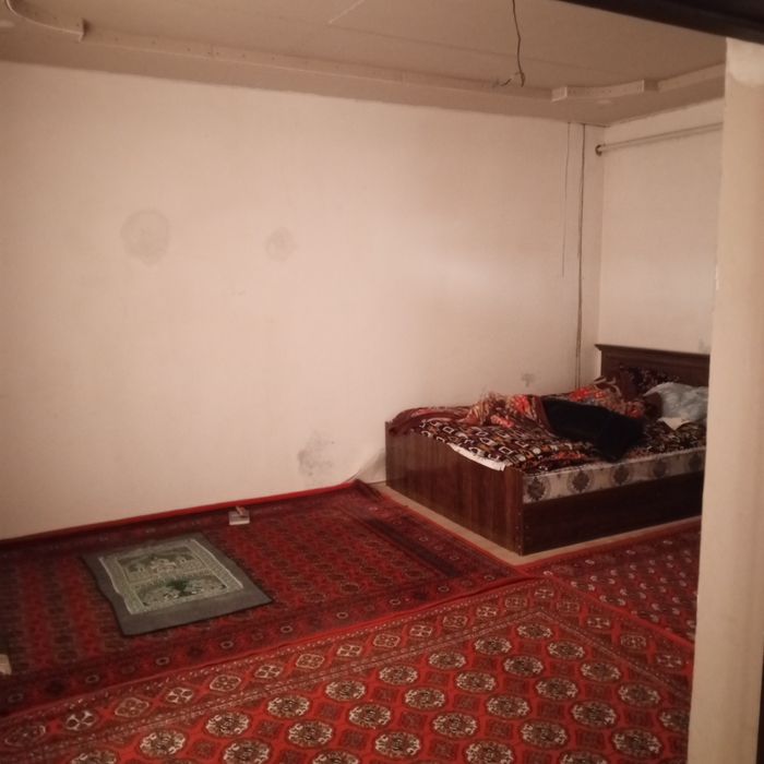 Uy sotiladi 18 soʻtiq sharlavuq