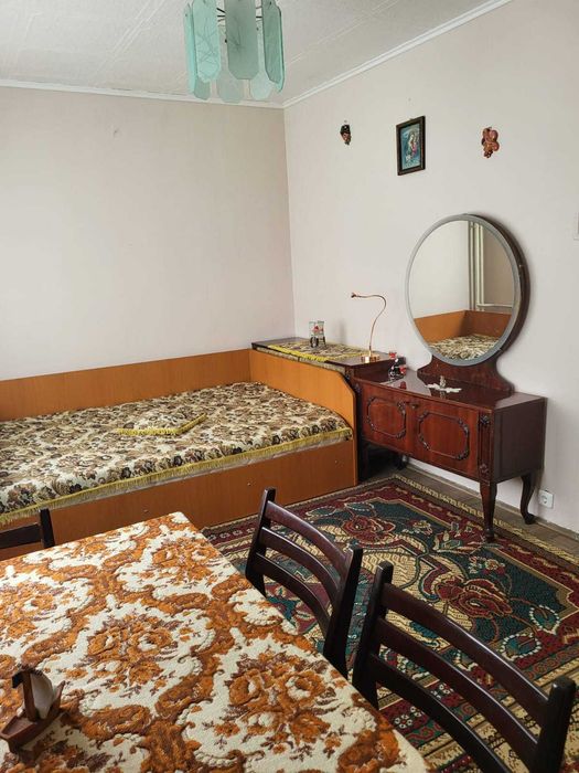 inchiriez apartament 2 camere