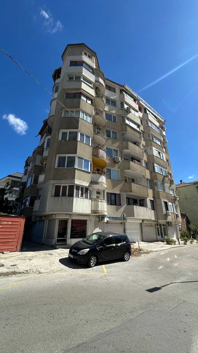 Дава се под наем Тристаен апартамент в Варна, Колхозен пазар - 64 кв.м за 433.5 € - Снимка #15