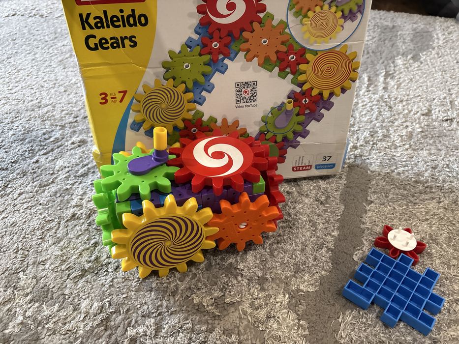 Комплект за игра Quercetti Kaleido Gears, Зъбни колела