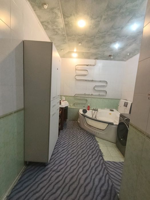 Продам двухэтажный дом в Соцгороде.