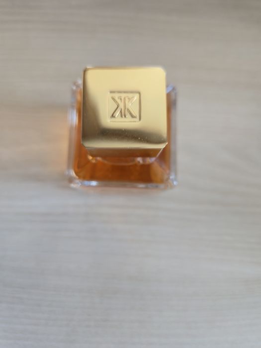 Продавам Maison Francis Kurkdjian Grand Soir Eau de Parfum.