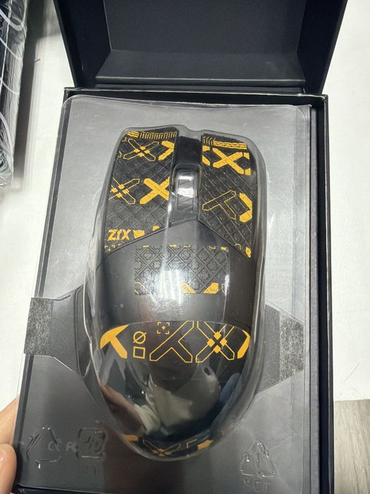 Мышка ROG Chakram