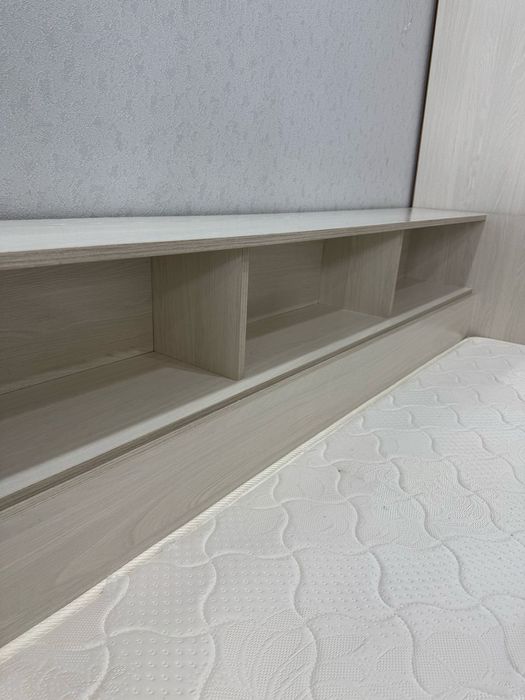 Кровать подрастковая с матрасом