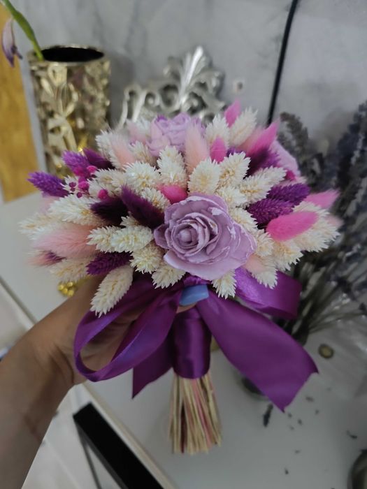 Buchet nașa sau mireasa,se pot realiza și alte modele