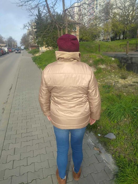 Две дамски якета за 30 лв.