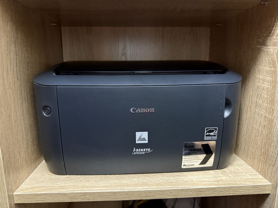 Принтер рабочий черный