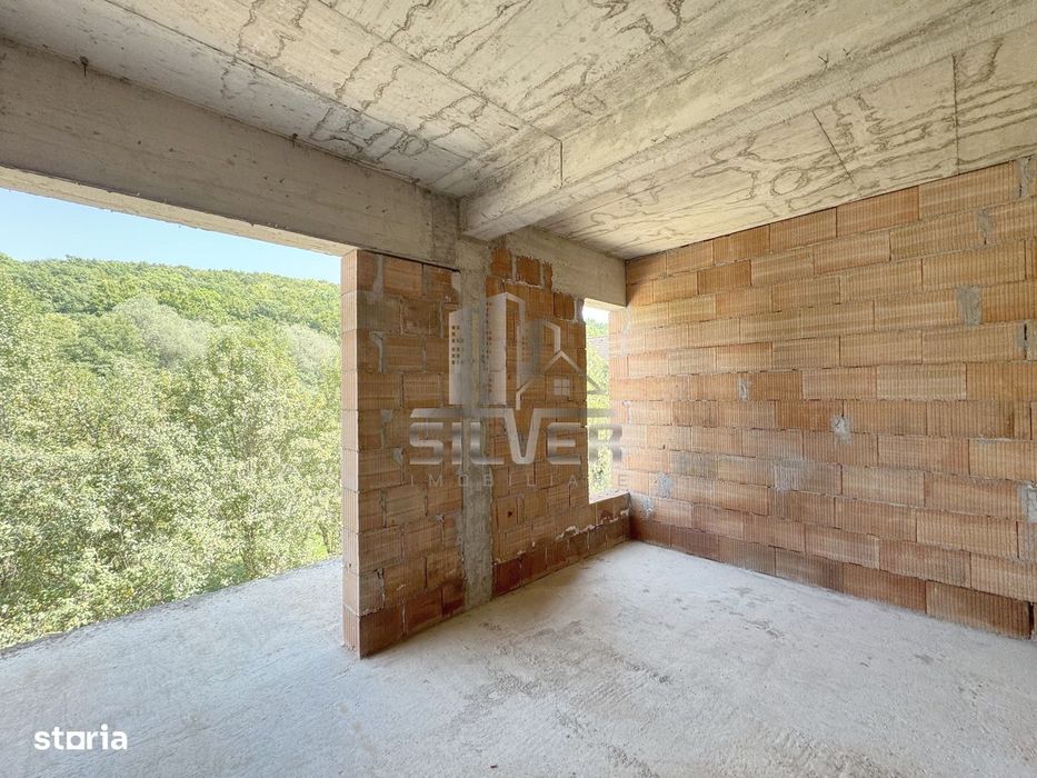 Casa individuala/teren 600mp/panouri fotovoltaice/pompe de caldura.