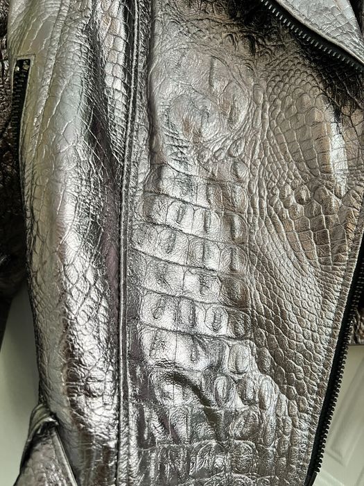 Дамско сребърно яке от естествена кожа