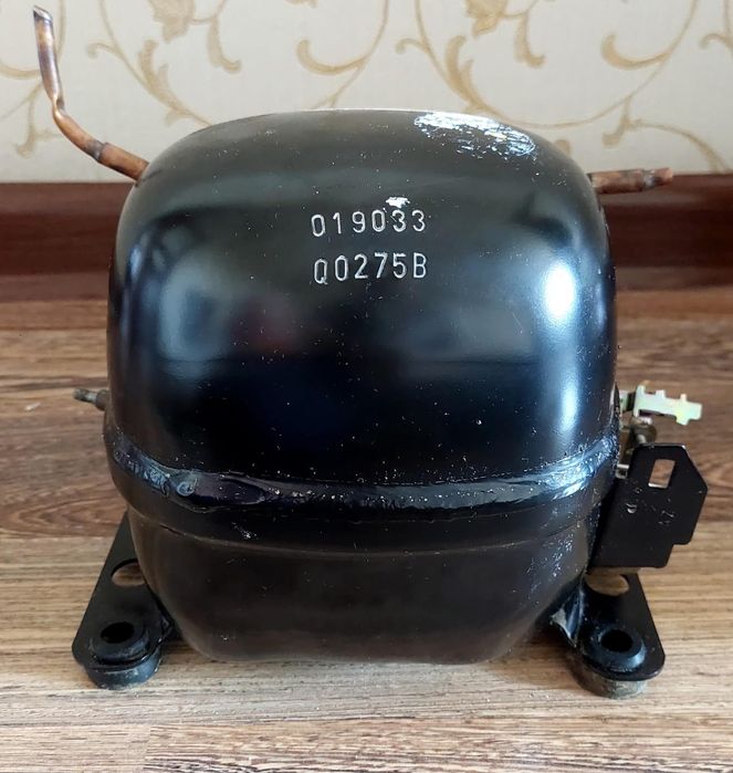 Оригинальные компрессора на холодильники. Indesit