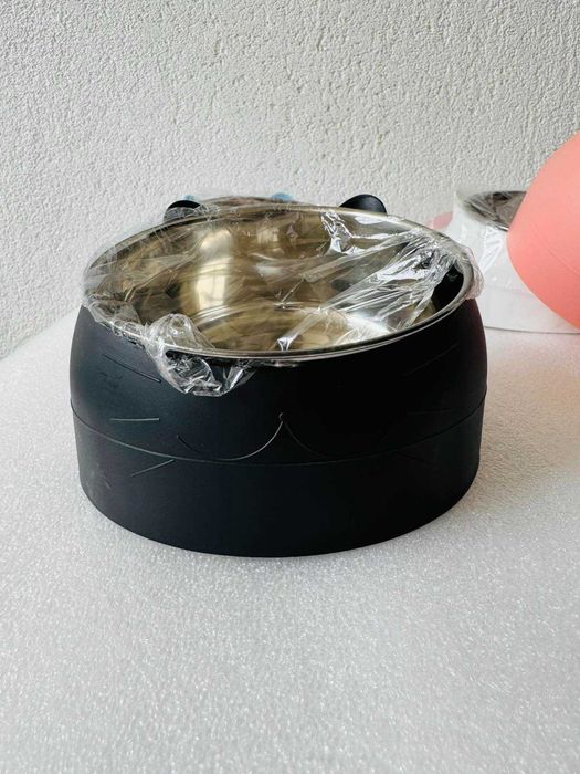 Купичка за храна за котки - различни цветове