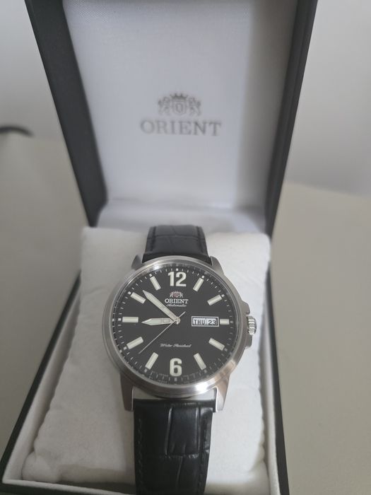 Orient Contemporary RA-AA0C04B19B  41.9 Cal.F6922 automatic curea piele neagra day date