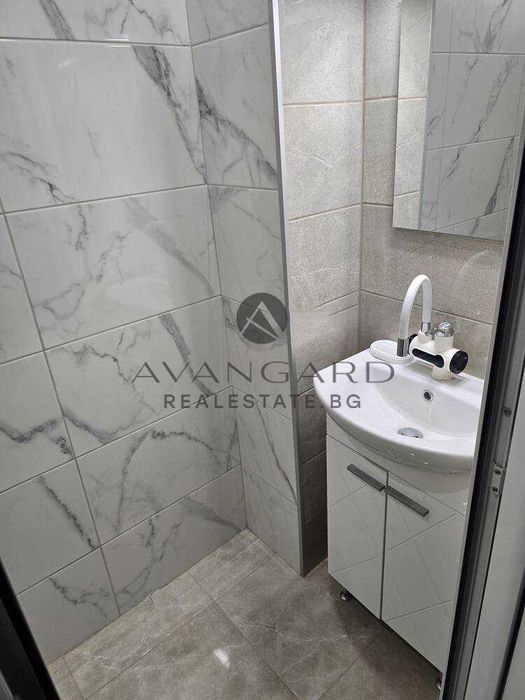 Продава се Офис в Пловдив, Кършияка - 32 кв.м за 2469 €/кв.м - Снимка #4