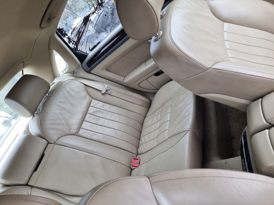 Седалки и салон за Ауди А8 Д3 2006 г