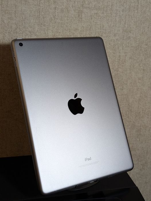 Apple iPad 6, 128гб