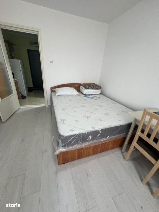 TIGLINA1 garsoniera mobilat utilat 1200 lei