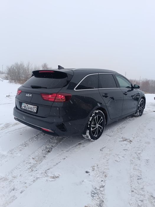 Продам kia ceed sw