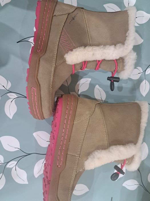 Продам детские сапожки