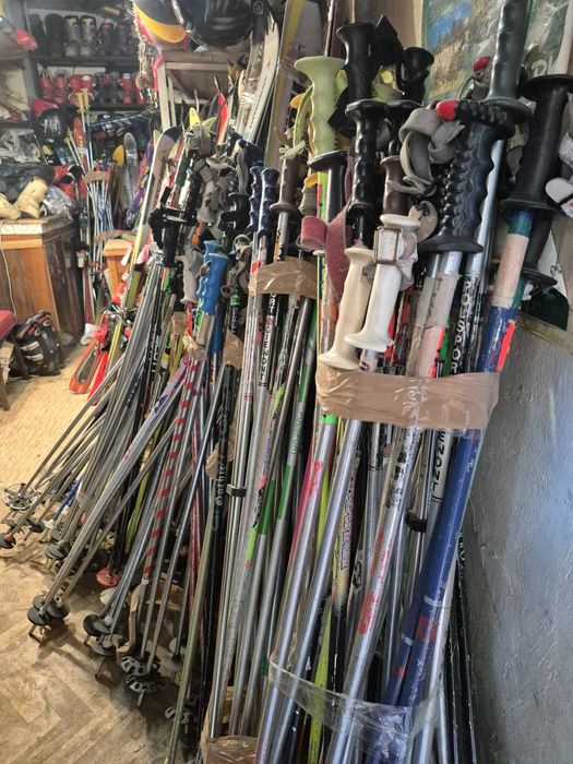 Ски оборудване на едро 25+ каски 100+ ски комплекта