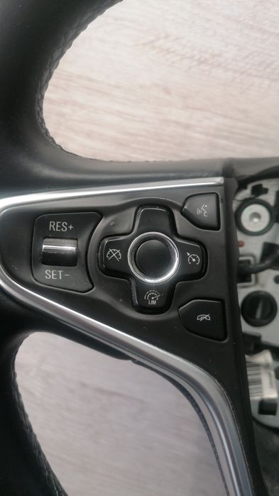 Volan Opel  Insignia