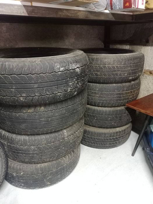 Продам резину R17 265/65. Прадо