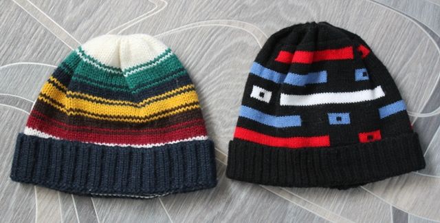 Продам демисезонные шапочки