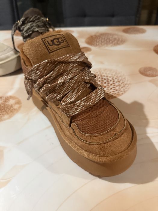 Ugg dama culoare caramel