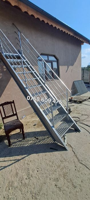 Scări metalice zincate 80x23cm