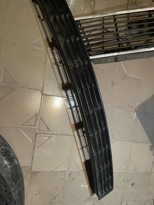 Решетка ауди 100 с4