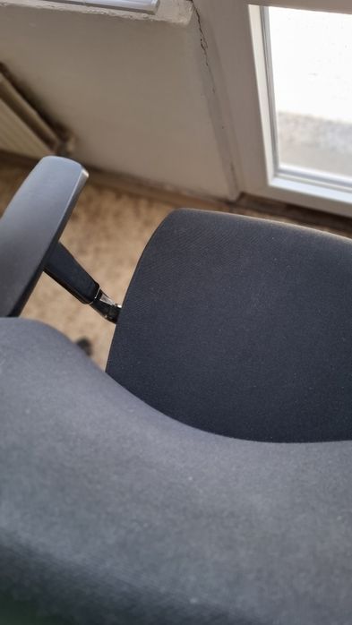 Ергономични офис столове