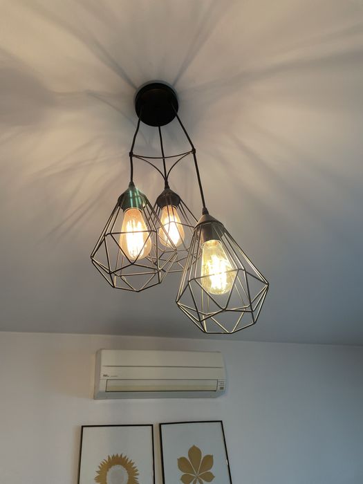 Полилей за таван