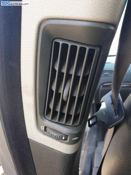 Gura Grila Aer Aerisire Ventilatie Stalp Prag Mijloc Stanga Volvo S60 2000 - 2009