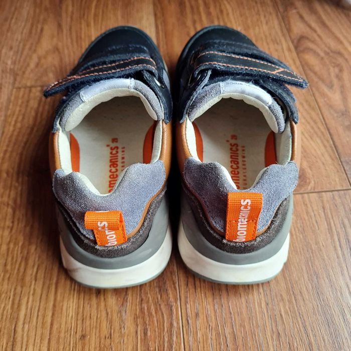 Pantofi piele adidasi Biomecanics marime 29 stare execelenta