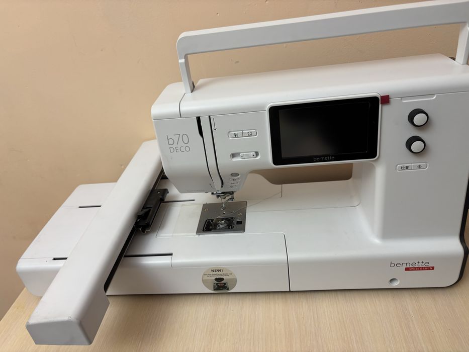 Bernette B70deco швейные машина